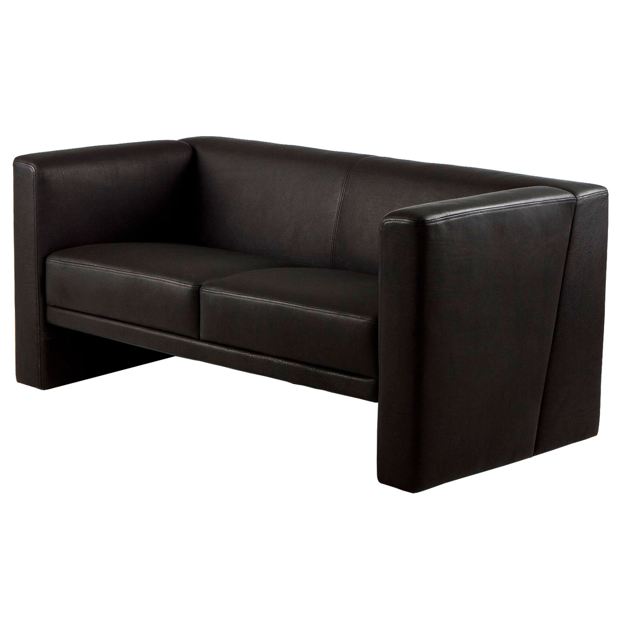 Schwarzes Ledersofa.
