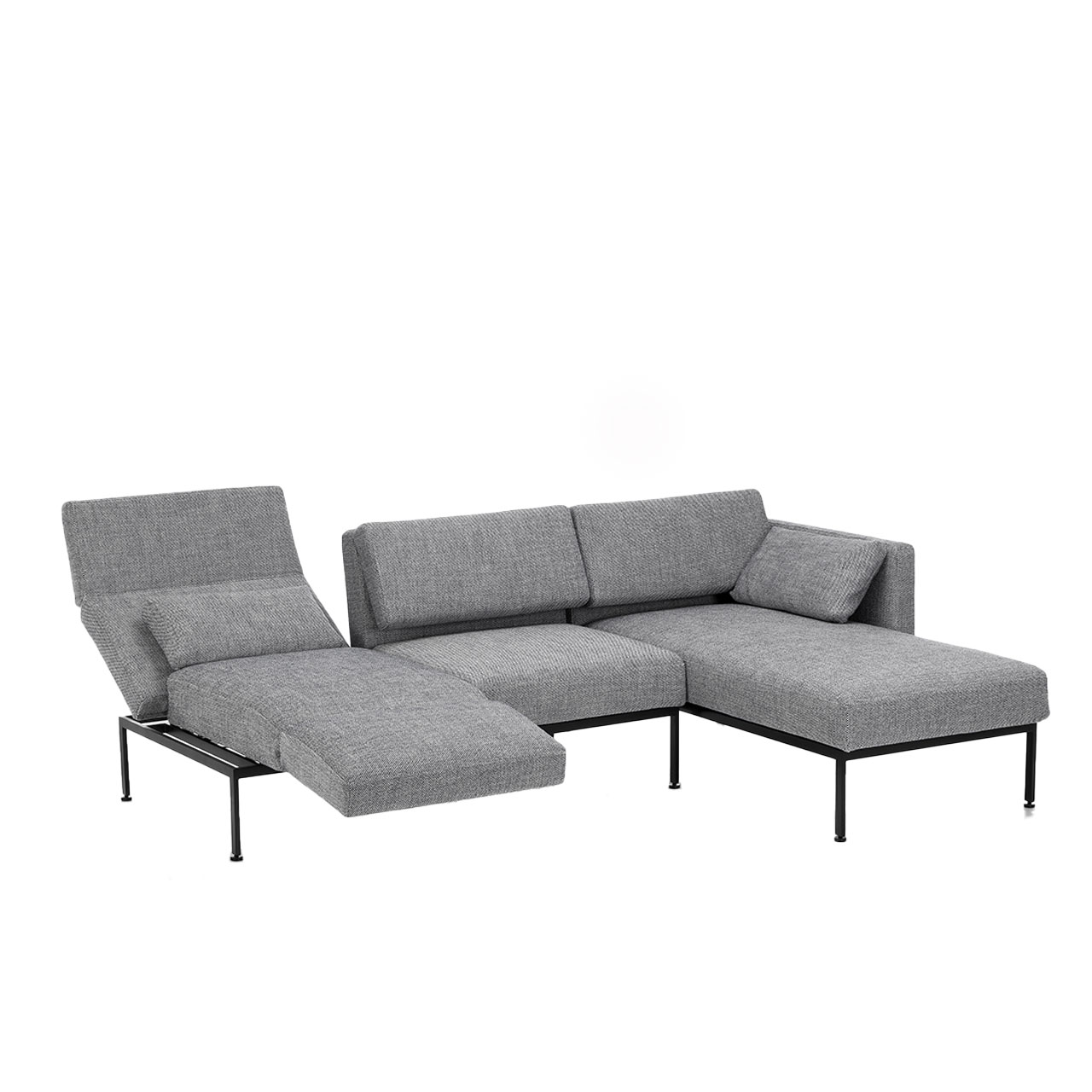 Eckgarnitur der Serie roro medium spring mit Longchair rechts und Anstellsofa links in grauem Stoff.