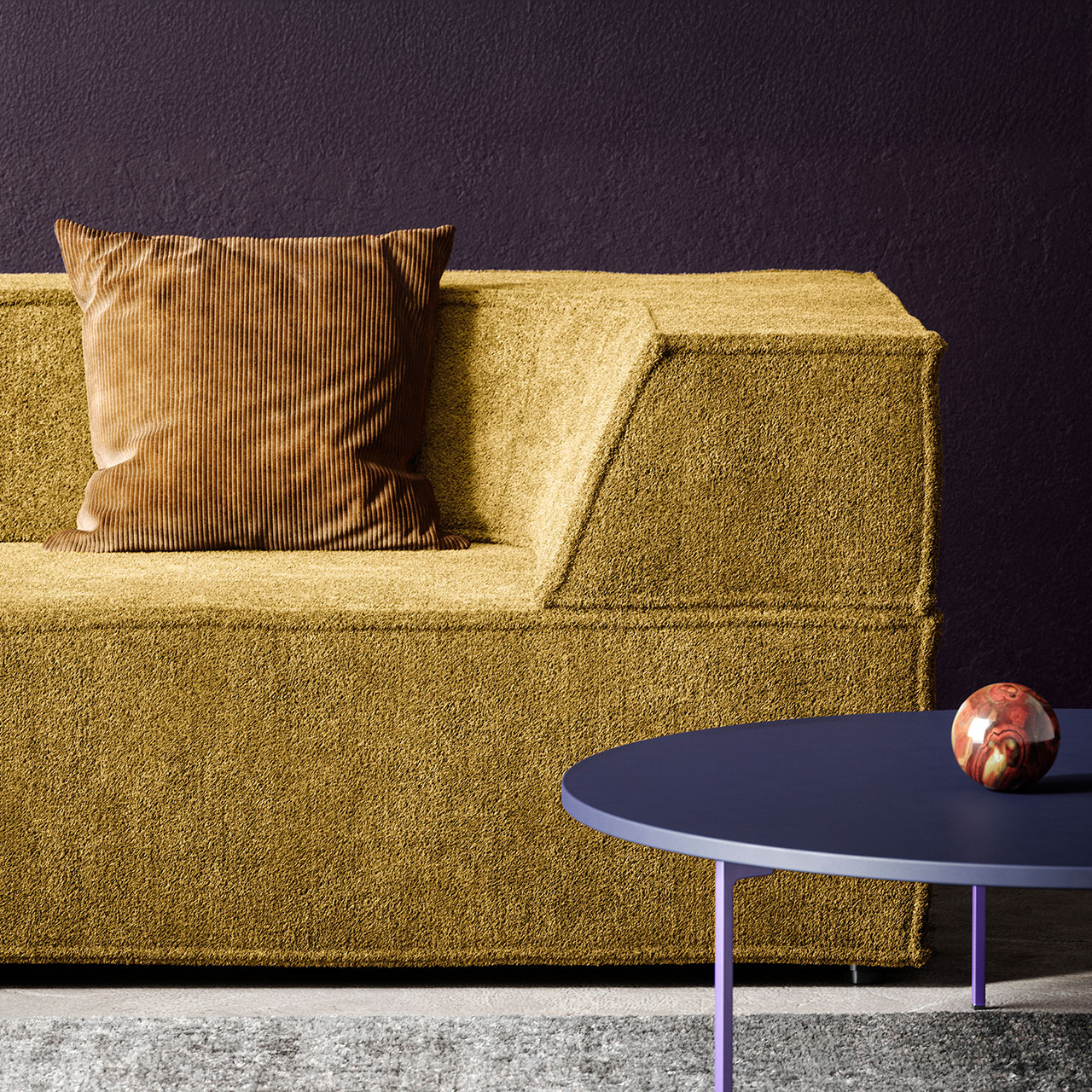 Detailansicht der Sofaecke in messinggelb