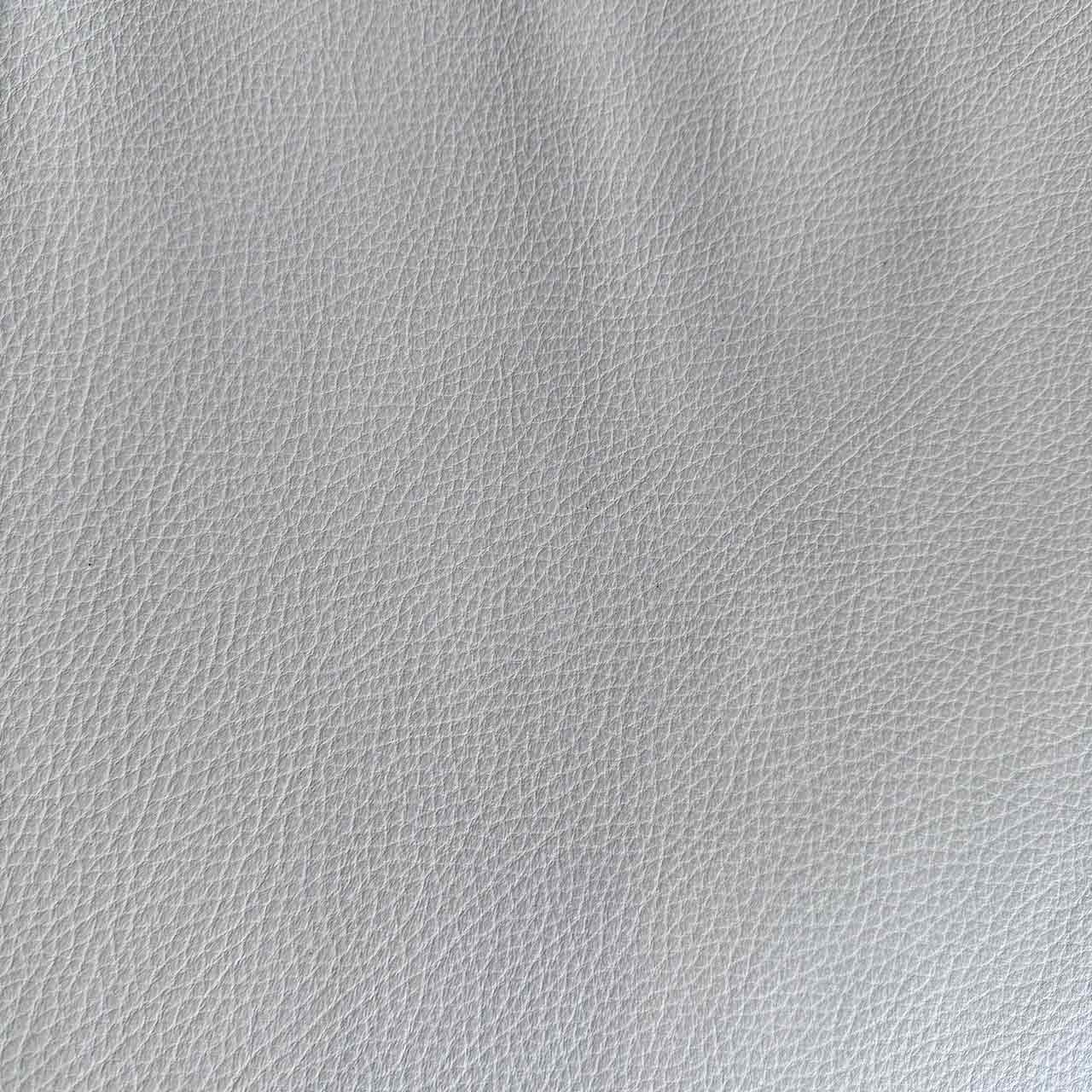 Detailaufnahme des hellbeigen Leders