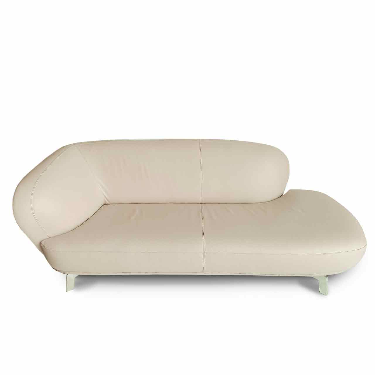 Divan aus hellem Leder mit Armlehne links auf Alu-Füßen