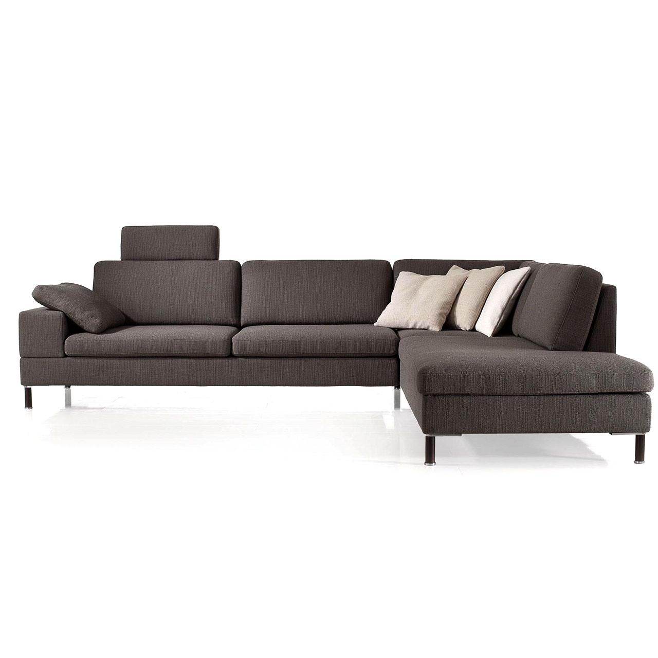 Braune Eckgarnitur mit Openend rechts und Eckanbausofa links.