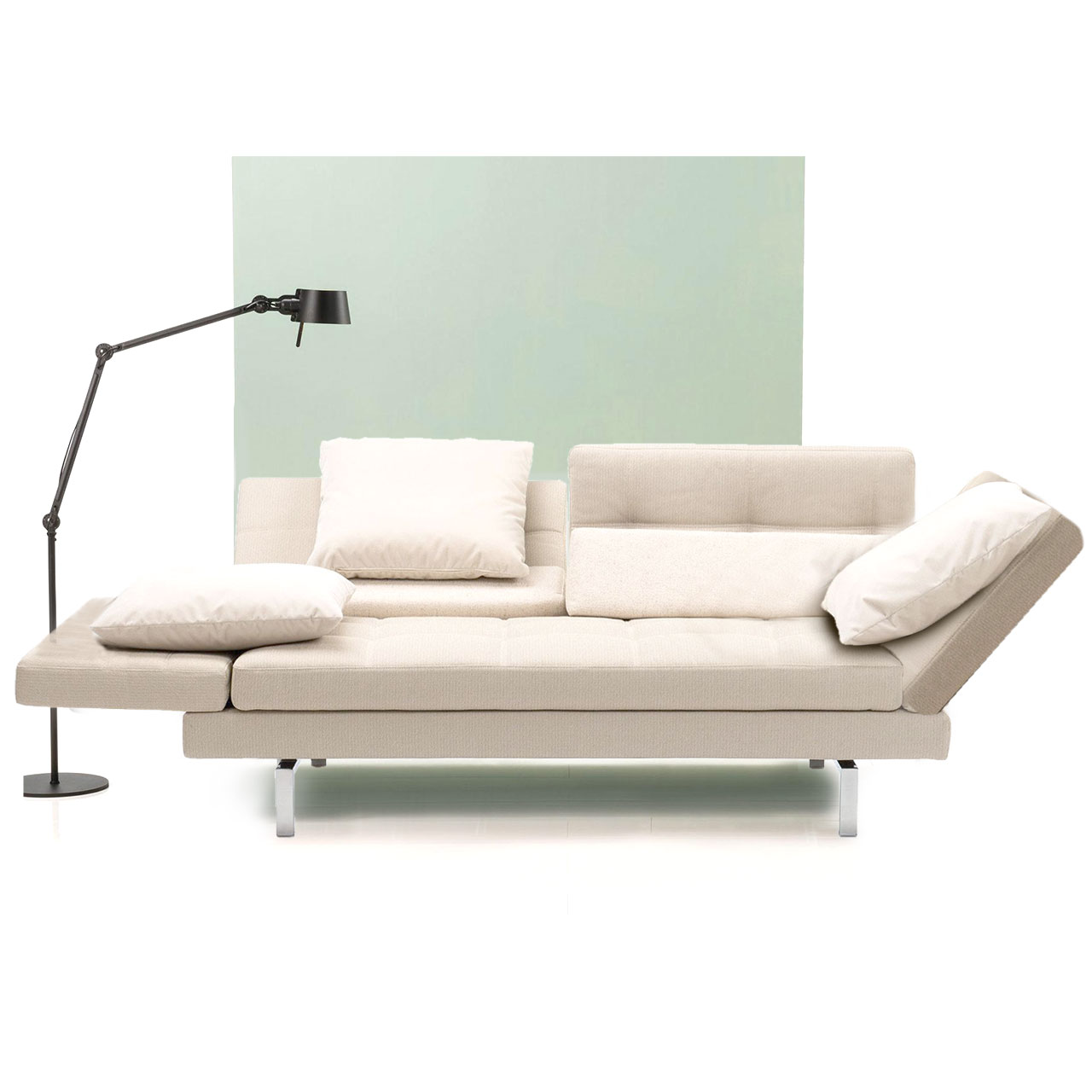 Weißes Ledersofa. Die linke Armlehne ist abgesenkt.