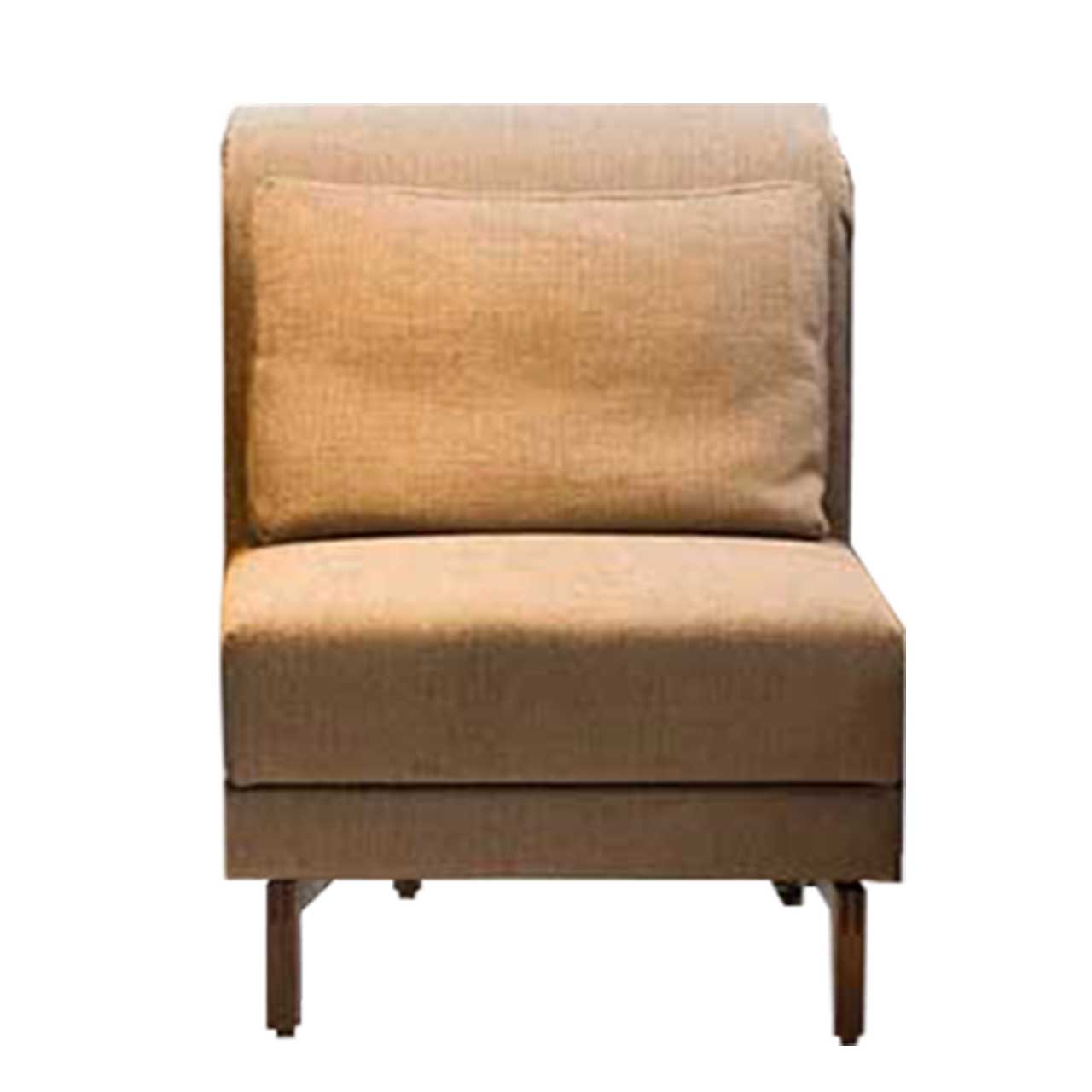 Zwischenelement für Sofagarnituren der Serie brühl moule ohne Armlehnen in braunem Stoff mit Kufen in Holz.