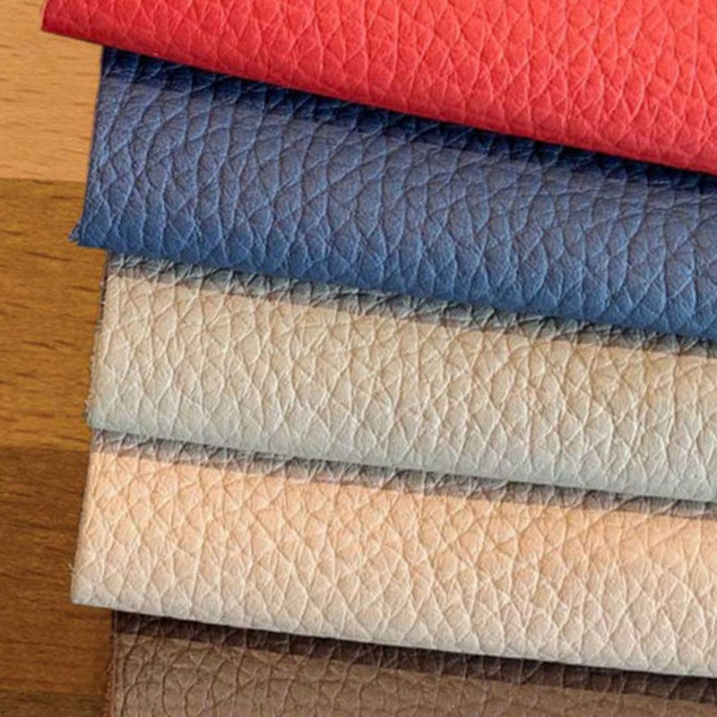 Mehrere Ledermuster übereinandergelegt.