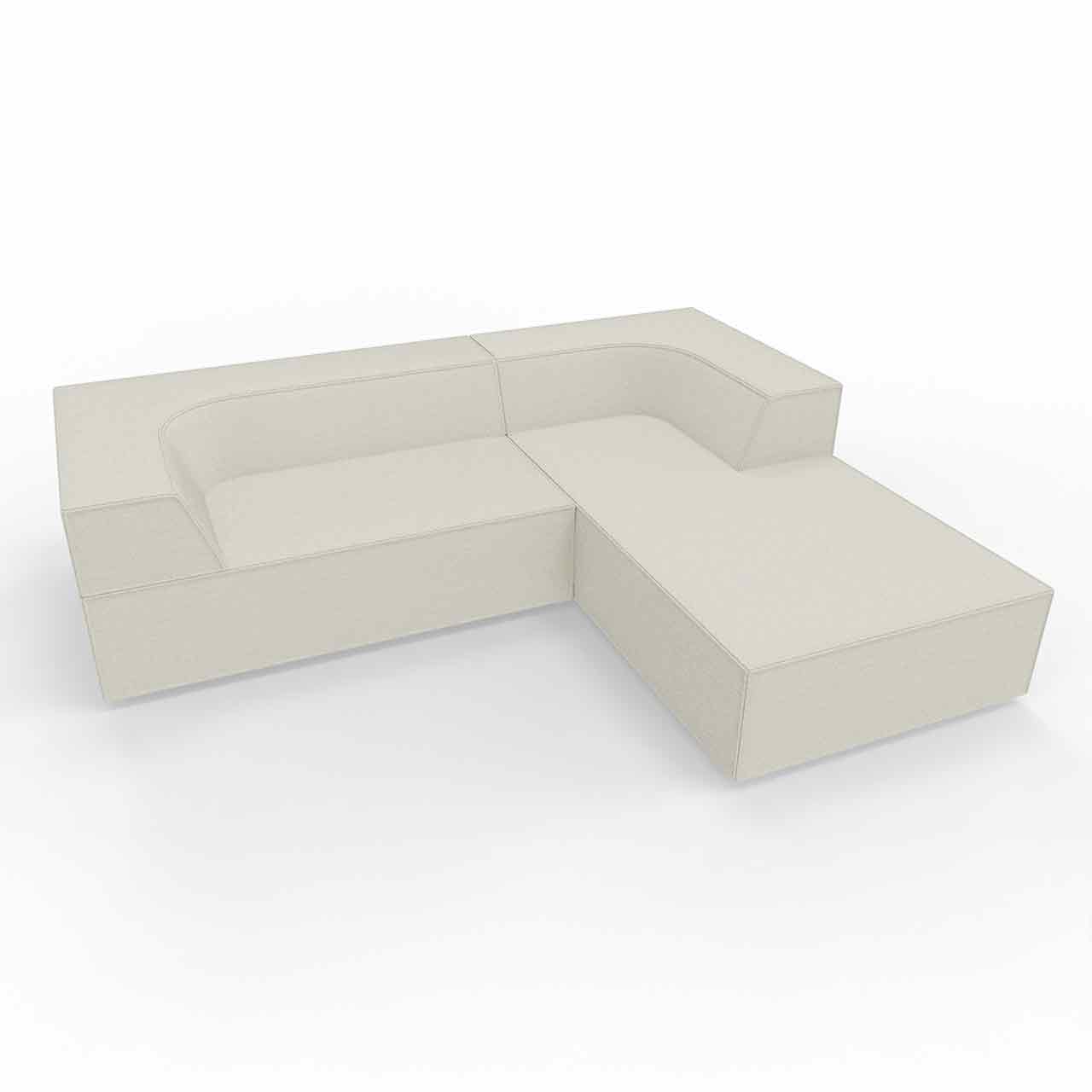 Polsterecke aus beigem Stoff: Links kürzeres Element mit längerer Rückenlehne als Sitzfläche. Rechts das längere Element mit kurzer Rückenlehne dient als Ottomane.