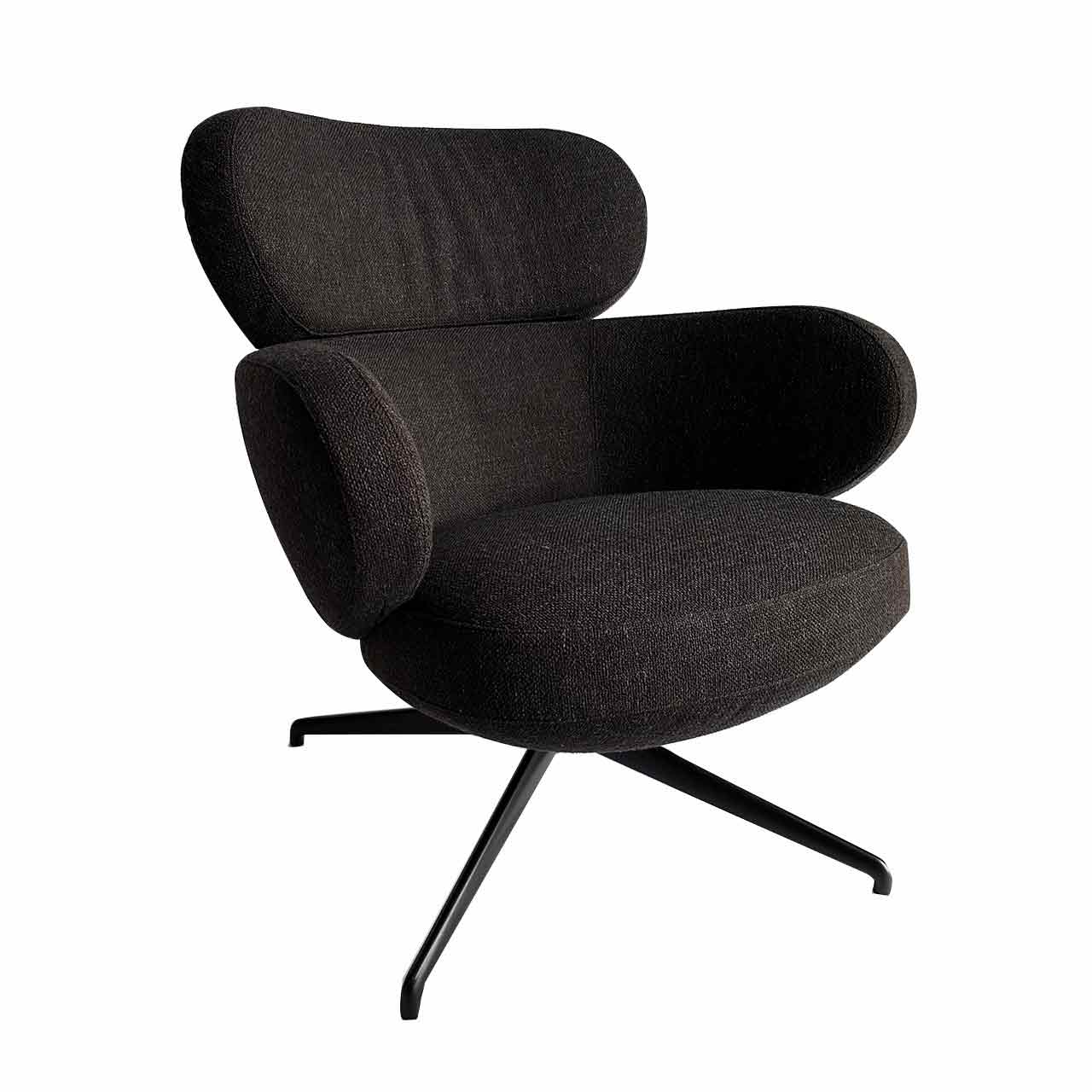 Blick auf den Sessel, der aus drei abgesteppten Teilen besteht.