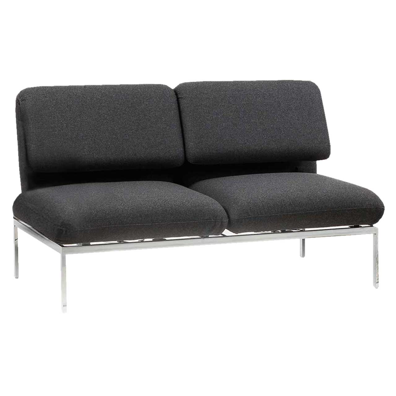 Zwischenelement mit zwei Sitzplätzen der Serie roro small classic in anthrazit.