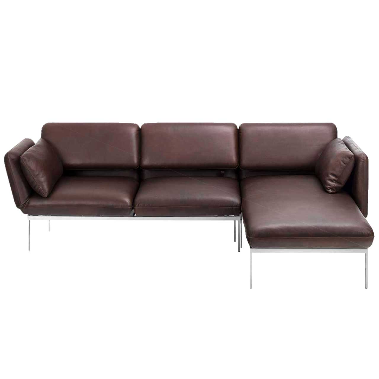 Eckgarnitur der Serie roro medium classic mit Longchair rechts und Anstellsofa links in braunem Leder.