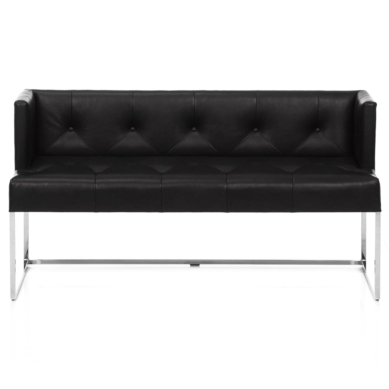 Schwarze Leder-Polsterbank mit niedrigen, kurzen Seiten und niedriger Rückenlehne. Rücken und Sitz sind geheftet verarbeitet.