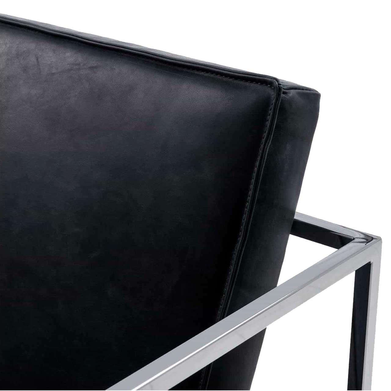 Detailansicht Polsterung Leder schwarz für brühl grace metal smooth. 