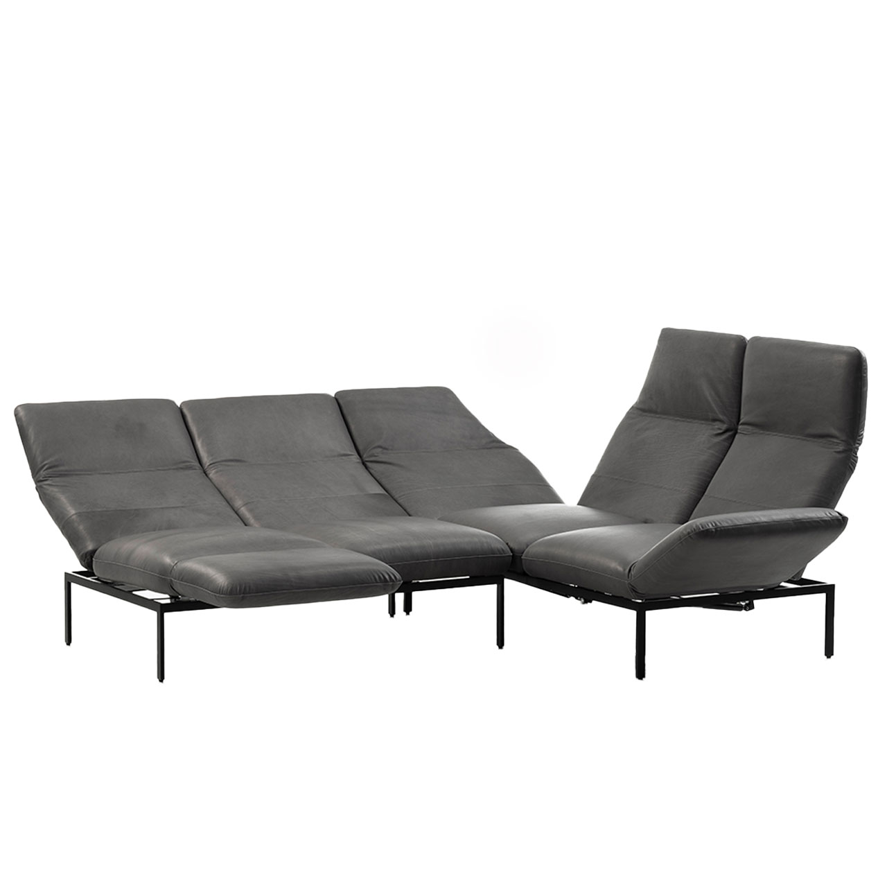 Eckgarnitur der Serie roro small classic mit Eckanbausofa links und Anstellsofa rechts in schwarzem Leder.