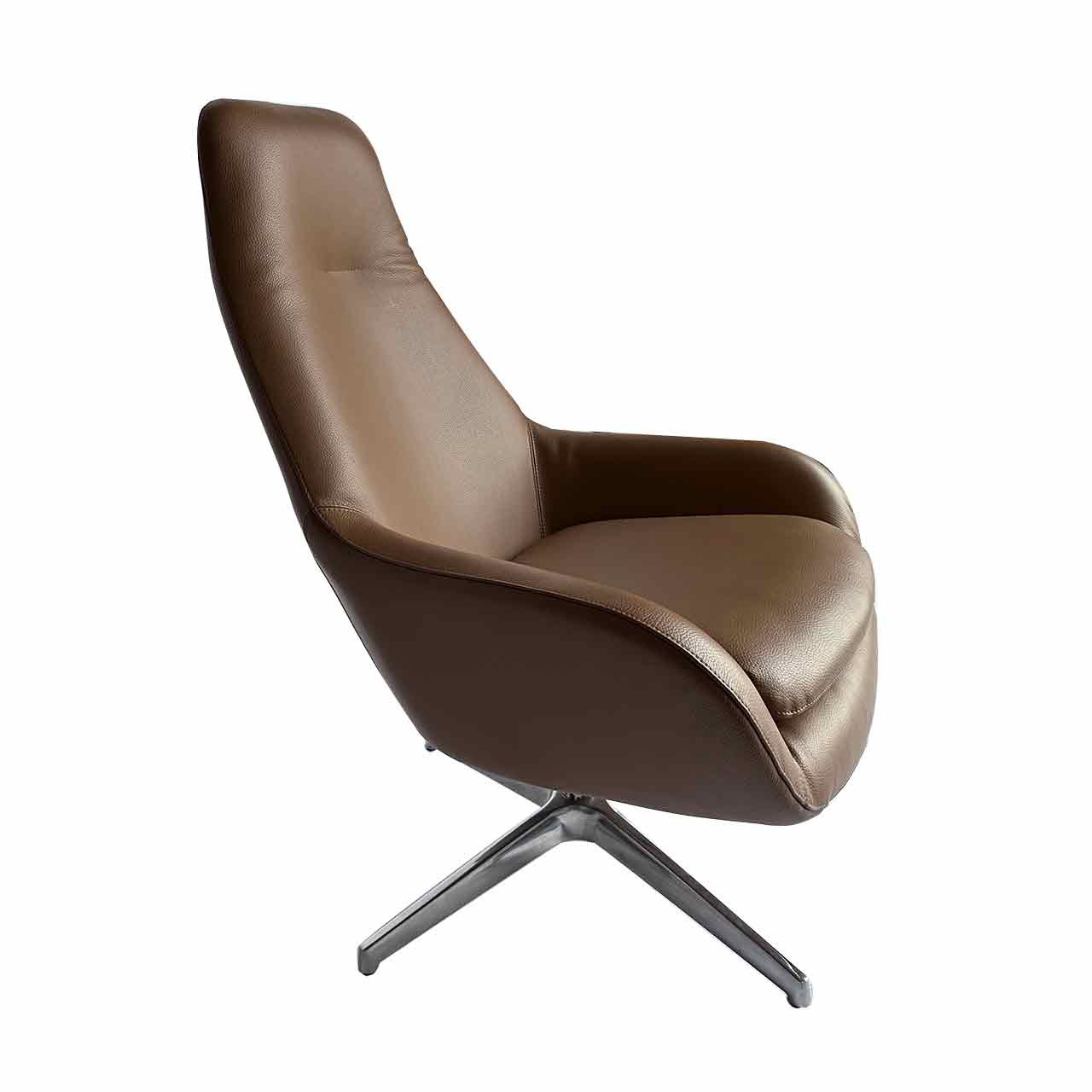 Gleicher Sessel von der Seite