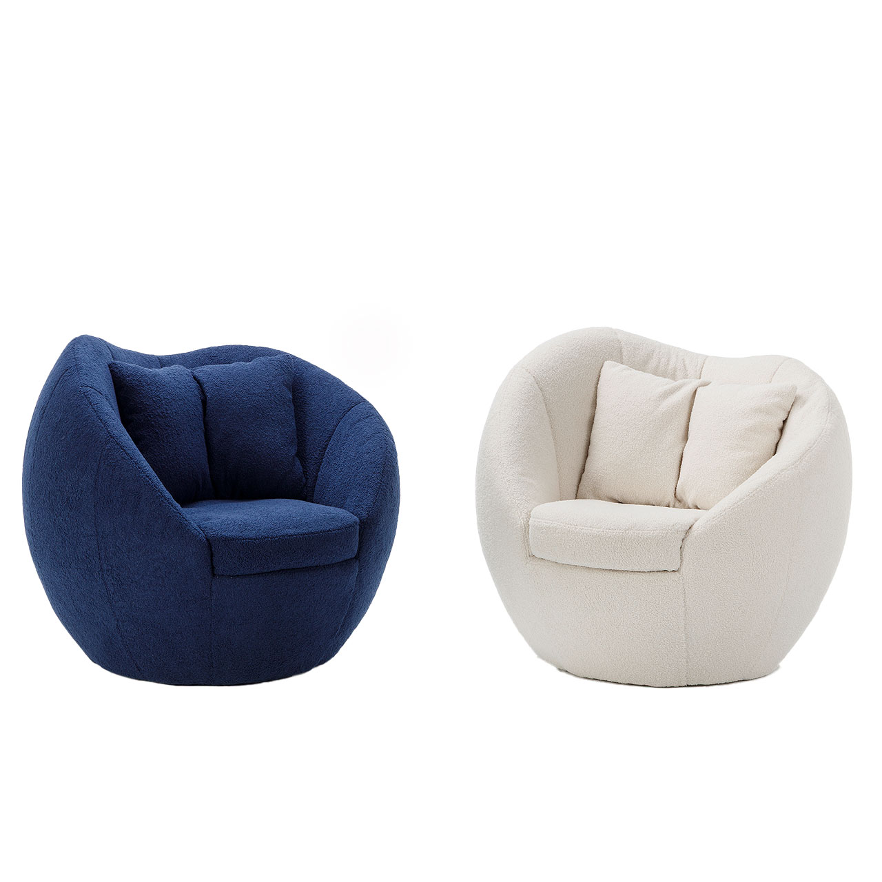 Zwei kugelförmige Sessel, links in dunkelblauem und rechts in weißem Stoff. Die Rücken sind wellenförmig. Auf den Sessel liegt jeweils ein Kissen in passender Stofffarbe.