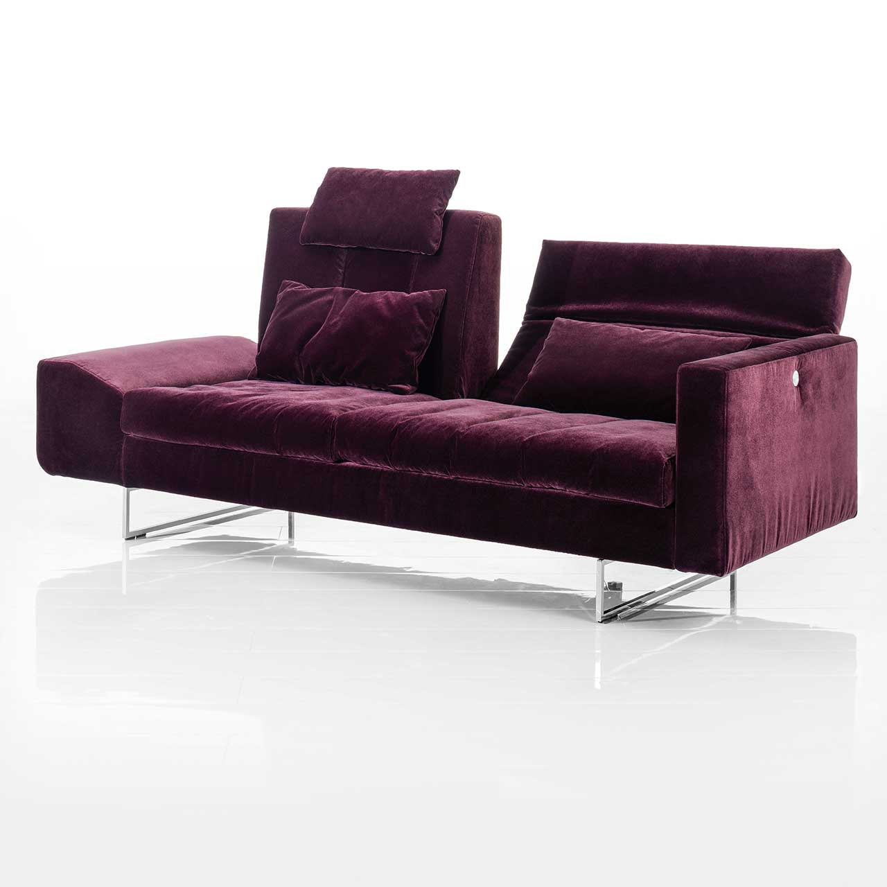 brühl embrace asymmetrisches Sofa.