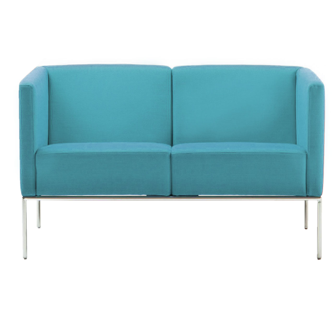 Ein Sofa der Serie add1 mit 2 Sitzen in der Stofffarbe türkis. Das Untergestell ist mattchrom lackiert.