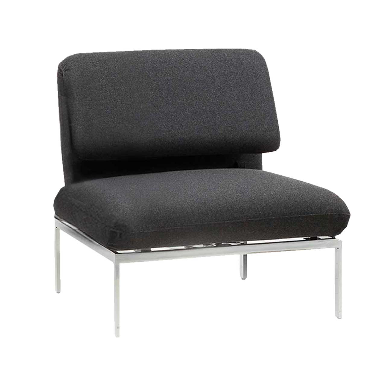 Zwischenelement mit einem Sitzplatz der Serie roro medium classic in anthrazit.